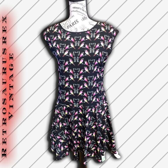 CECE Dress - Picture 6 of 8